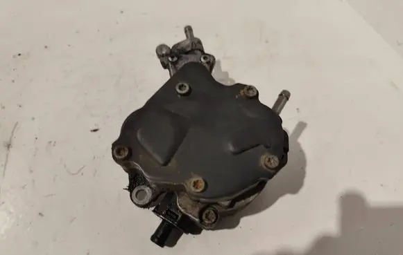 Volkswagen Caddy Fuel injection high pressure pump 038145209H 060608D