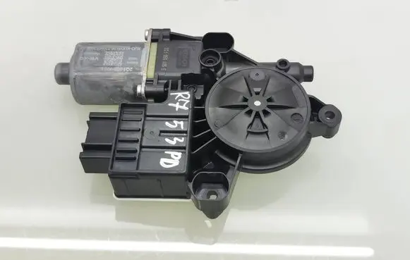 Volkswagen T-Cross Front door window regulator motor 2Q1959405E 0130822065 E850206009