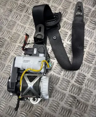Mercedes-Benz E W213 Front seatbelt 34175226H 160917 094147