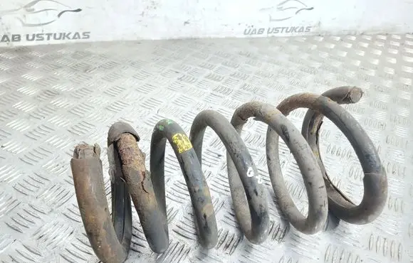 Volvo XC90 Rear coil spring