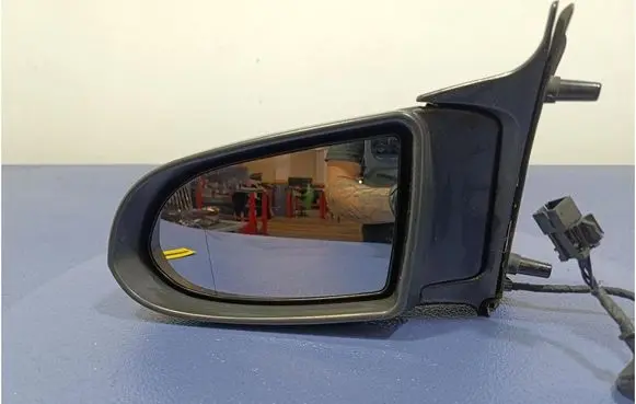 Opel Zafira A Front door electric wing mirror 24462375