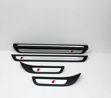 Audi Q5 SQ5 sill trim set (inner) 8R0853375C 8R0853376C