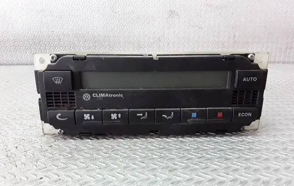 Volkswagen PASSAT B5 Climate control unit 5HB00761710 3B1907044B