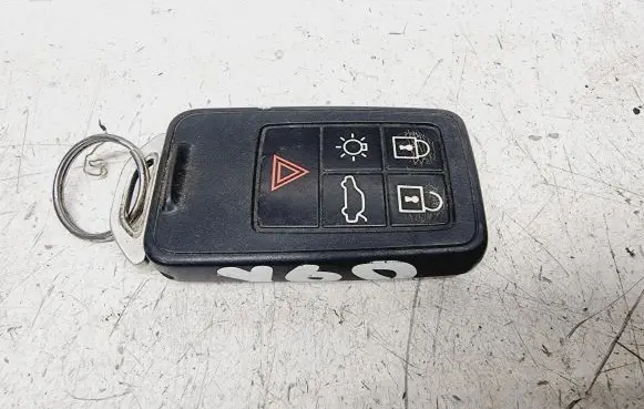 Volvo V60 Ignition key/card 30659637 30659607