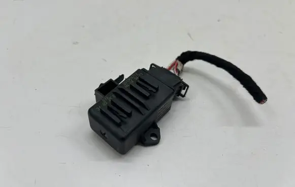 Volkswagen T-Cross Other relay 2Q0959772
