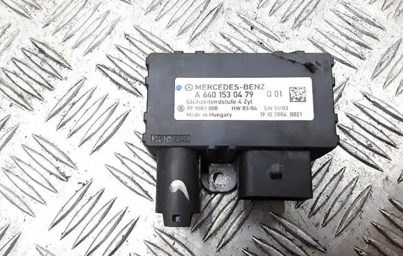 Mercedes-Benz A W168 Glow plug pre-heat relay a6401530479