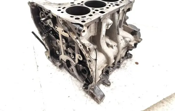 BMW 1 F20 F21 Engine block B37D15A