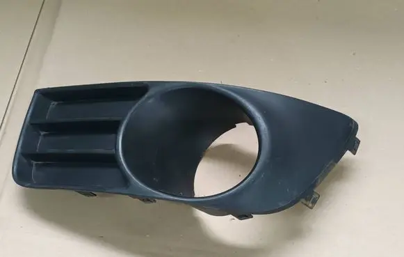 Suzuki SX4 Front bumper lower grill 7175279J0