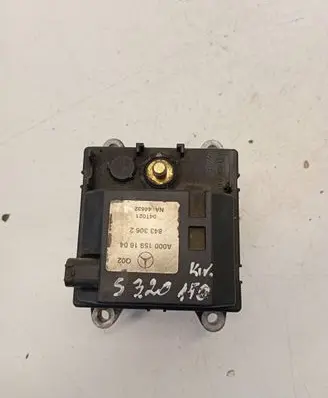 Mercedes-Benz S W220 Coolant heater A0001591604 04T021 8433062
