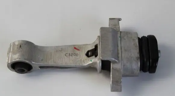 Hyundai Sonata LF Gearbox mounting bracket C3200