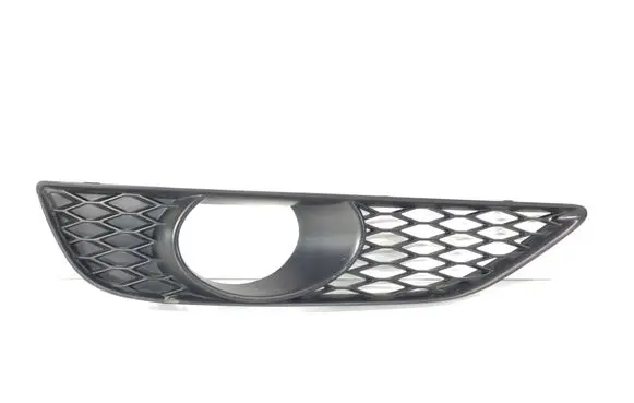 Audi Q7 4L Front fog light trim/grill 4L0807676