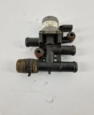 Audi A6 S6 C6 4F Electric auxiliary coolant/water pump 4D0820035D
