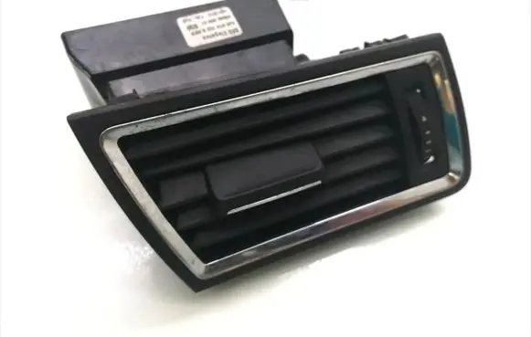 Seat Toledo IV (NH) Dashboard side air vent grill/cover trim 5JA819702B 0858000001