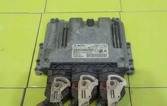 Citroen Jumpy Engine control unit/module 9605947680