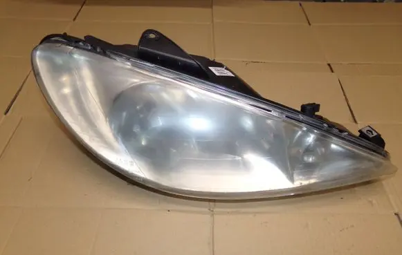Peugeot 206 Headlight/headlamp