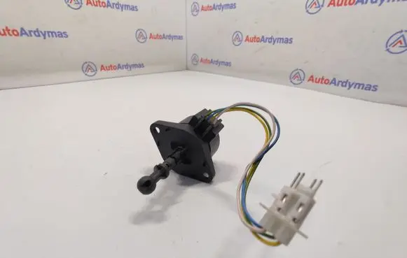 BMW 5 E39 Headlight level adjustment motor 8372381 67168372381