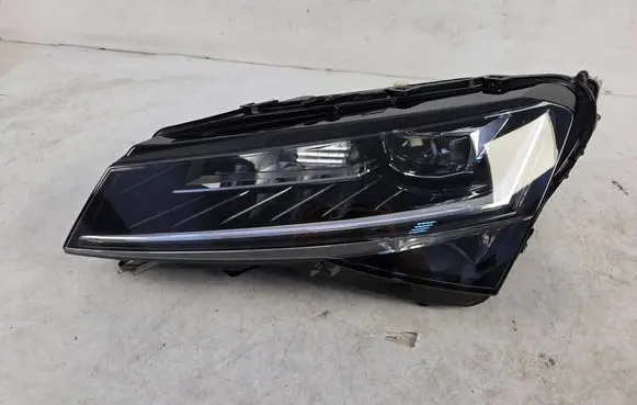 Skoda Superb B8 (3V) Headlight/headlamp ME9224301 3V1941015D 11502030000