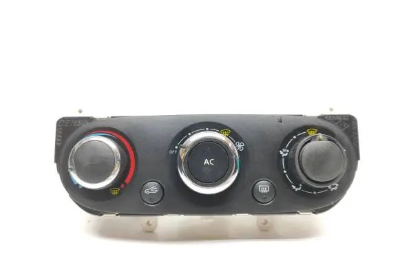 Renault Captur Climate control unit 5R5841100