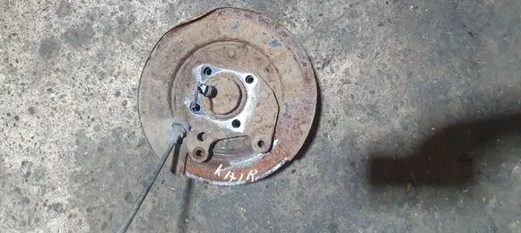 Toyota Corolla Verso AR10 Rear wheel hub
