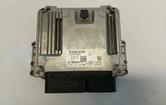 Volvo XC40 Engine control unit/module ECU 32255068
