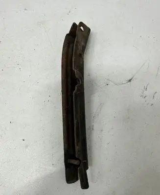 Mercedes-Benz ML W164 Front bumper mounting bracket A1648800314