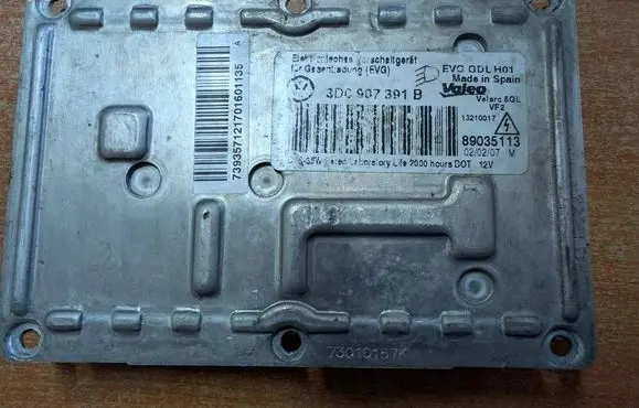 Volkswagen PASSAT B6 Xenon control unit/module 3D0907391B 73010157F 89035113