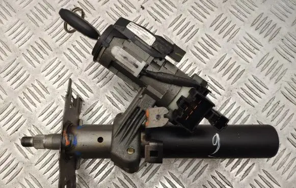 Toyota Corolla E120 E130 Steering rack mechanical part 8978302020 45020024
