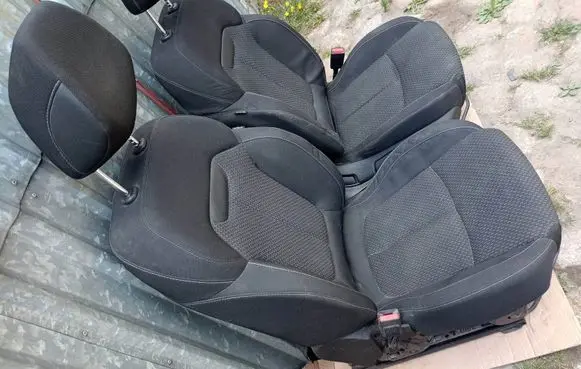 Renault Kadjar Seat set 
