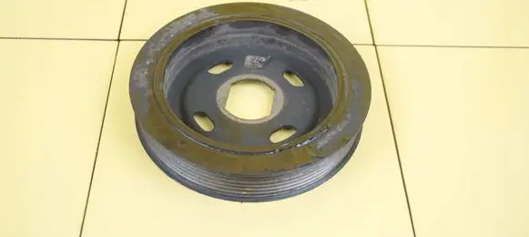 Mercedes-Benz Vito Viano W447 Timing belt tensioner pulley 28SP19