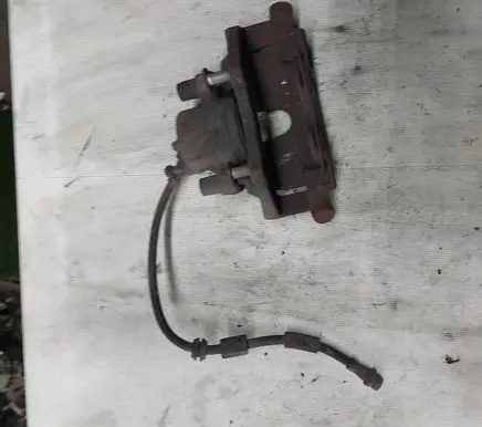 Ford Kuga I Front brake caliper 5927