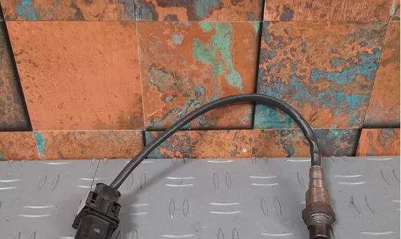 Ford Bronco Lambda probe sensor MB3G9Y460BB