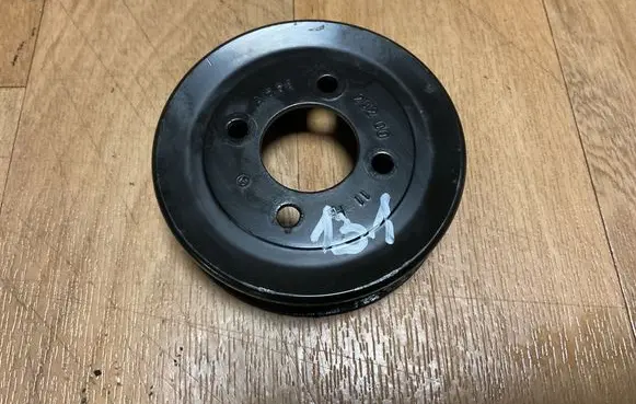 Mercedes-Benz A W168 Water pump pulley A66820200