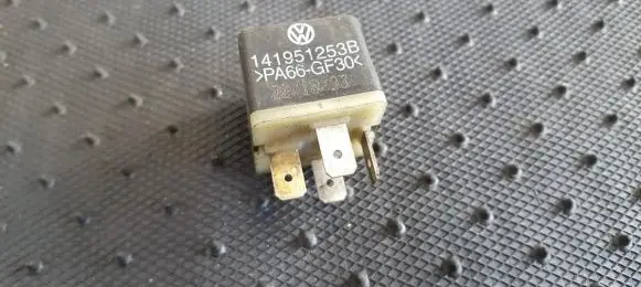 Audi A6 S6 C5 4B Other relay 141951253B
