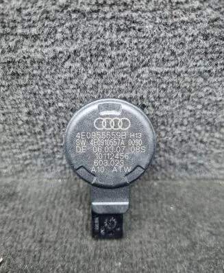 Audi A6 S6 C6 4F Rain sensor 4E0955559B 4E0910557A