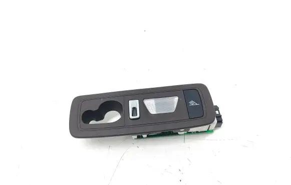 Porsche Cayenne (92A) Rear seat light AZ3181721