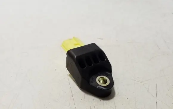 Toyota Prius (XW30) Airbag deployment crash/impact sensor 8983175010