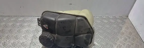 Mercedes-Benz E W211 Coolant expansion tank/reservoir 2115000049