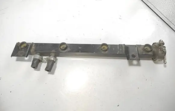BMW 3 E36 Fuel main line pipe 1727234