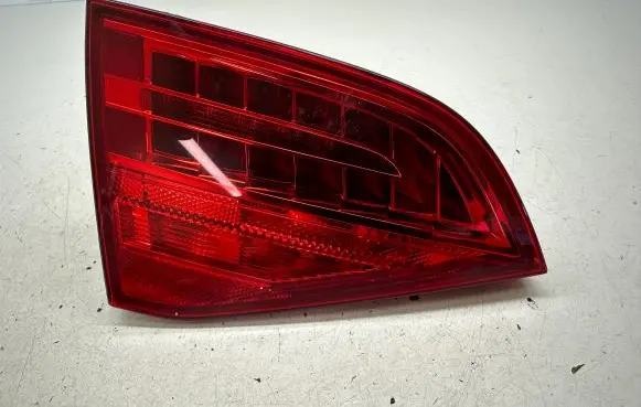 Audi A4 S4 B8 8K Tailgate rear/tail lights 8K9945093B