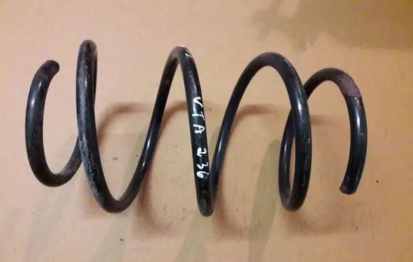 BMW 3 E46 Front coil spring