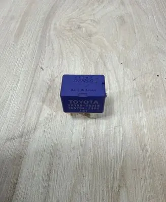 Toyota Corolla Verso AR10 Other relay 2830028010 1567002300