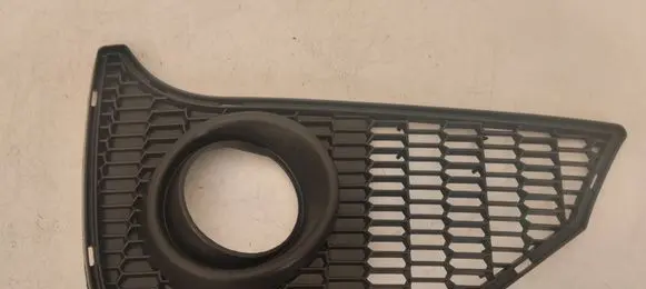 BMW 3 E90 E91 Front bumper lower grill KRATKAE90PRAWA