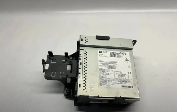 Chevrolet Camaro Radio/CD/DVD/GPS head unit 84785836