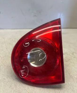 Volkswagen Golf V Tailgate rear/tail lights 1K6945094E 028500204A