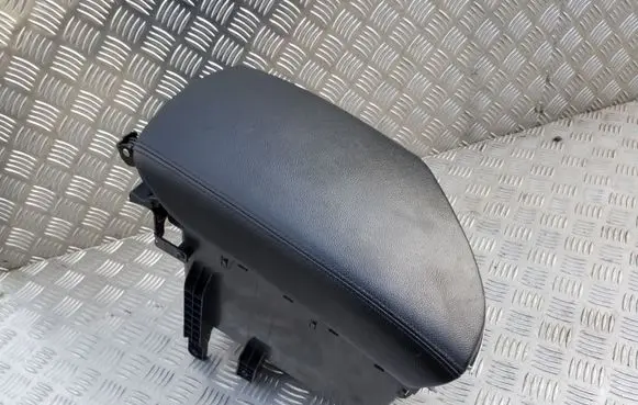 Hyundai i40 Glove box central console 846903Z900
