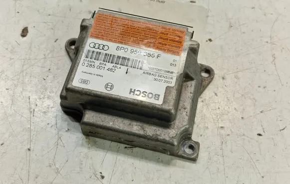 Audi A3 S3 A3 Sportback 8P Airbag control unit/module 8P0959655F 0285001482