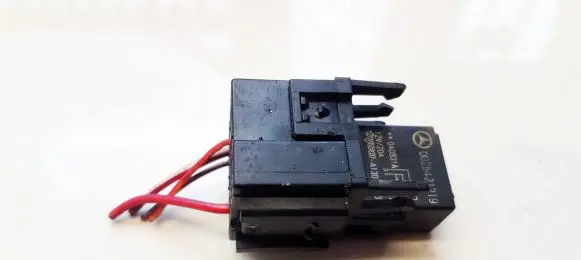 Mercedes-Benz E W211 Other relay 0025421219
