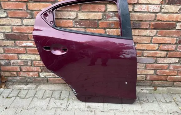 Mazda 2 Rear door