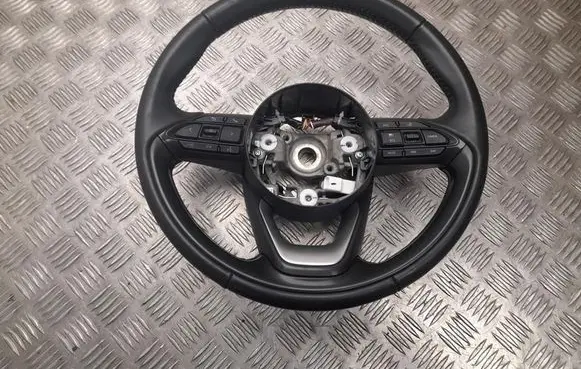 Toyota Yaris XP210 Steering wheel 45100K0140