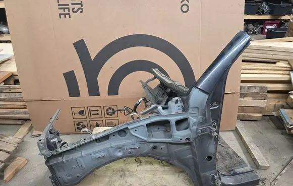 Toyota Land Cruiser (J150) Front quarter panel